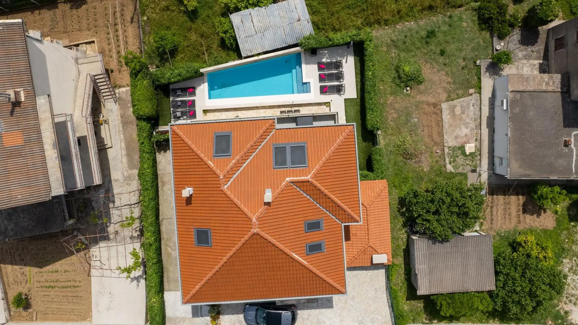 Kaštela Villa Barbara Apartments With Heated Pool