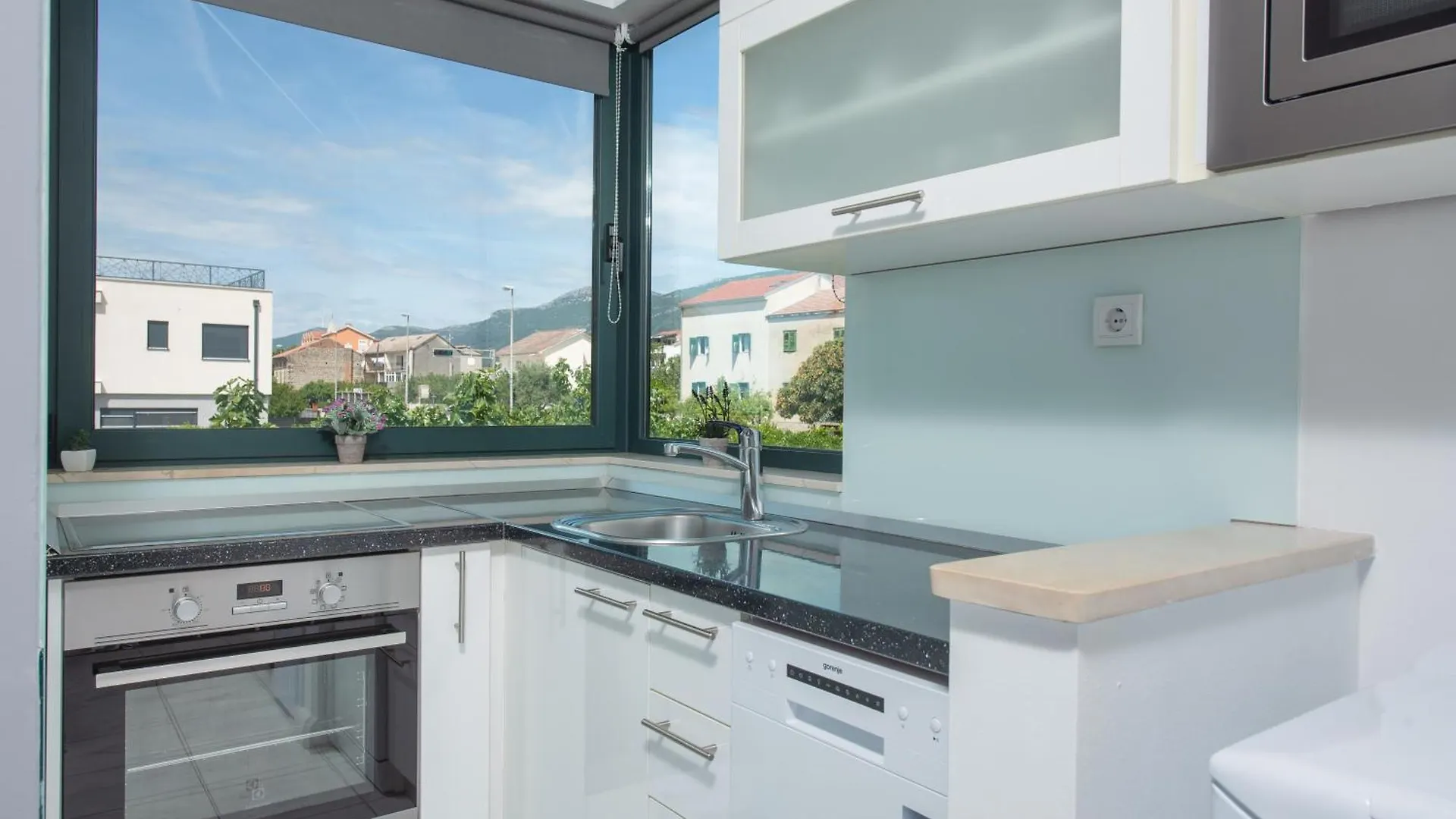 Kaštela Villa Barbara Apartments With Heated Pool